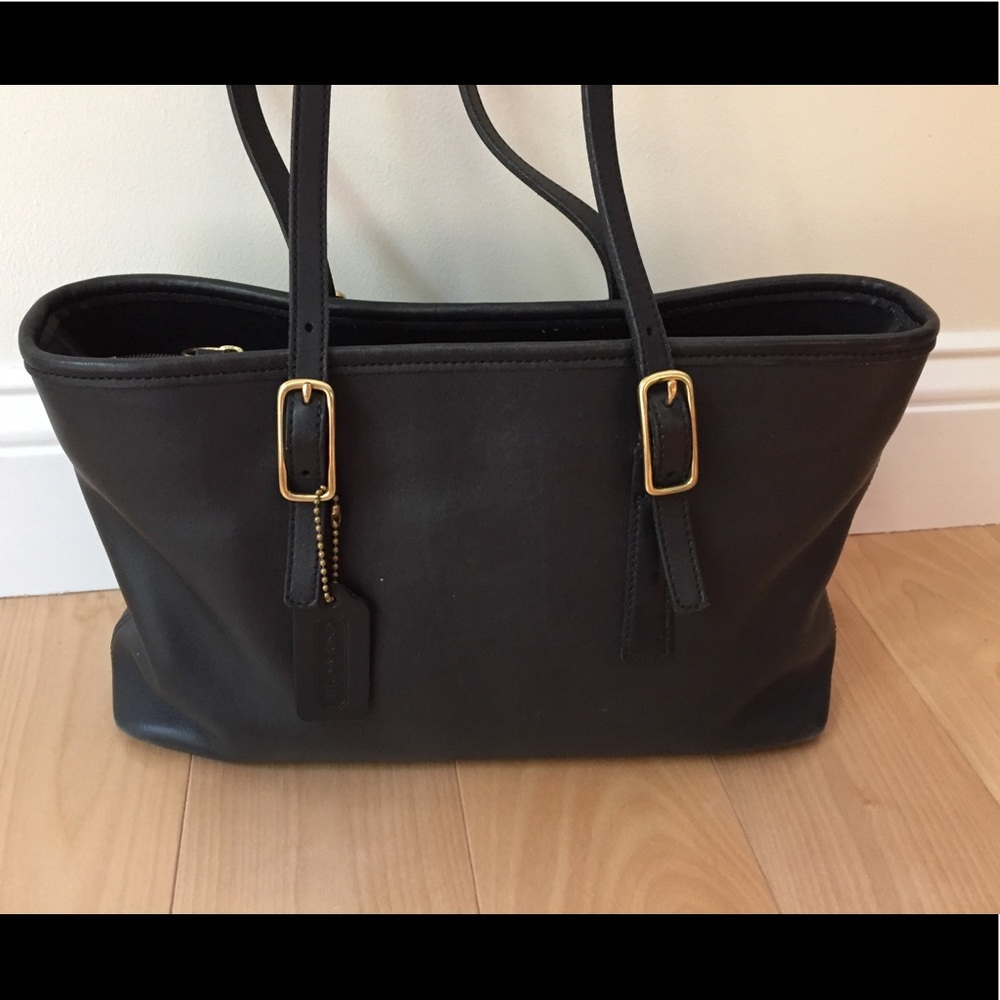 COPY - Vintage Coach leather satchel, used but in great shape.